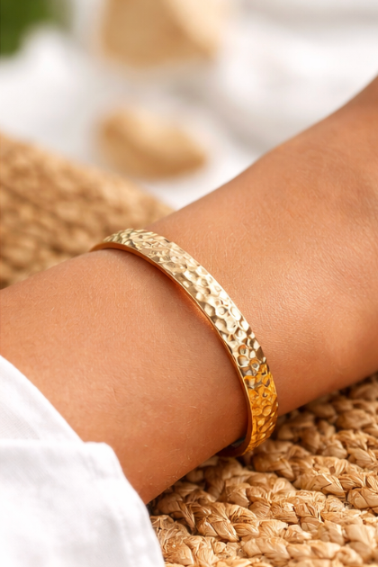 Aurora Gold Cuff