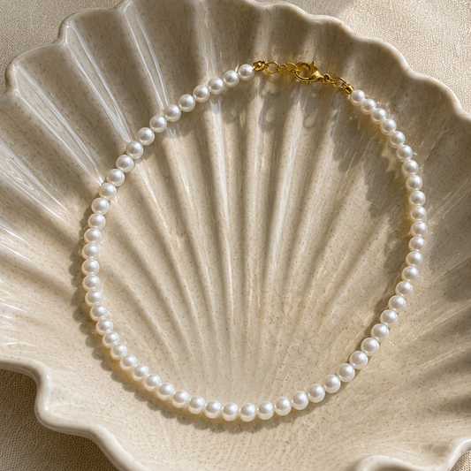 Luna Pearl Necklace